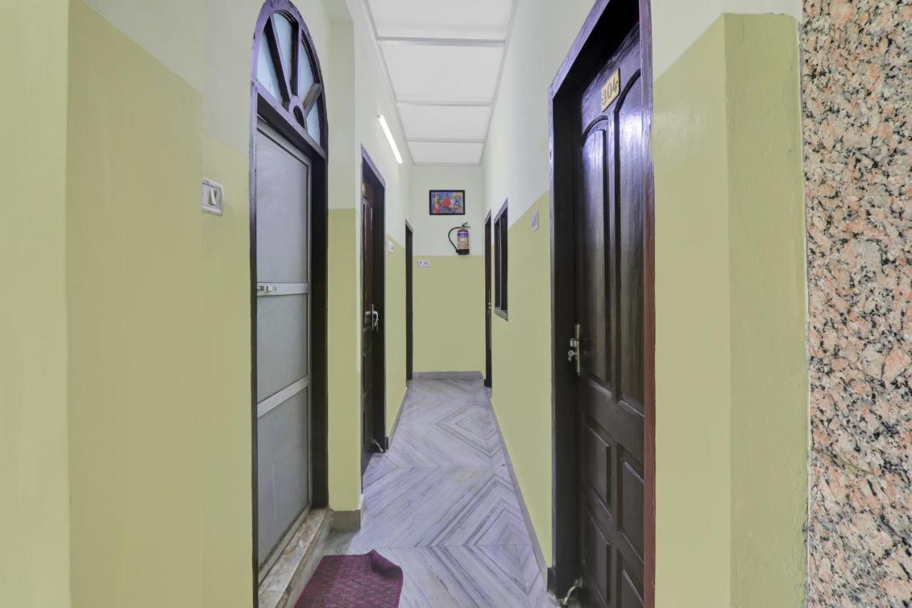 Oyo 82407 K Shree Guest House Варанасі Екстер'єр фото