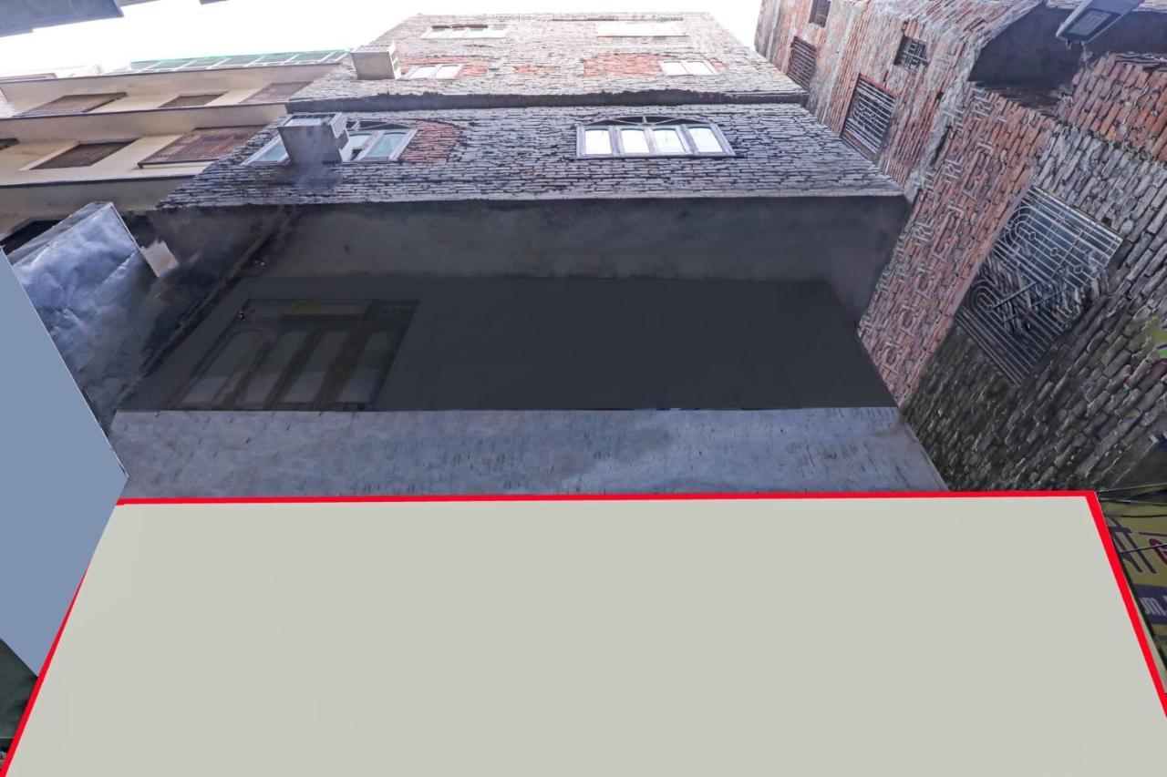 Oyo 82407 K Shree Guest House Варанасі Екстер'єр фото